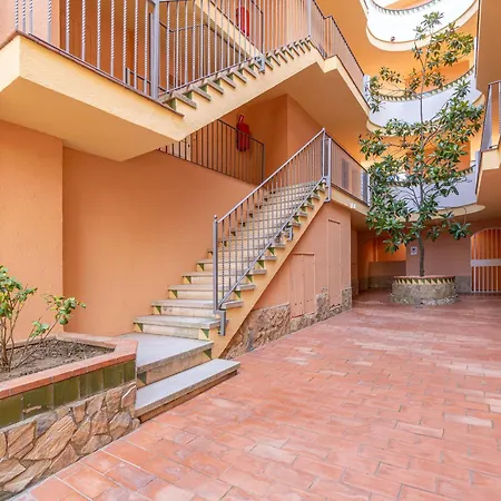 Con Terraza Y Parking A 2 Minutos De La Playa - - Hisp-288-66 *